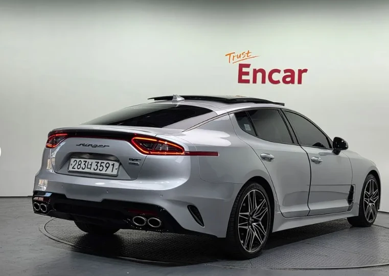 Kia Stinger * 3.3T* AWD* GT* ПОДГРЕВ* ОБДУХВАНЕ* ШИБИДАХ* HEAD - изображение 2