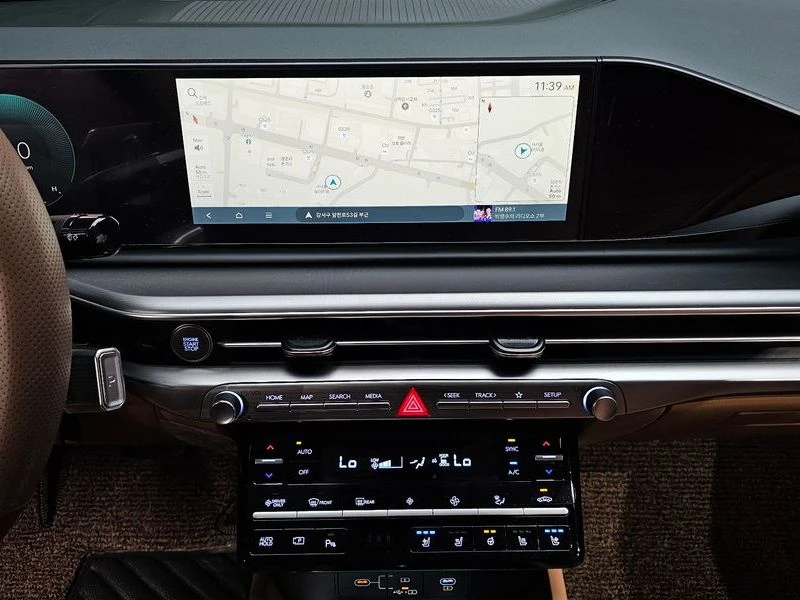 Hyundai Grandeur 1.6 Automatic, снимка 14 - Автомобили и джипове - 55891737