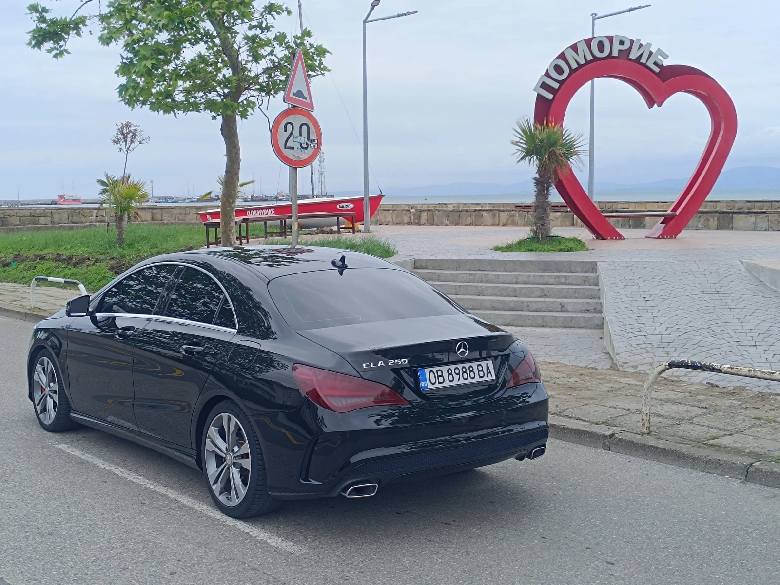 Mercedes-Benz CLA 250 Urban Black Edition - изображение 5