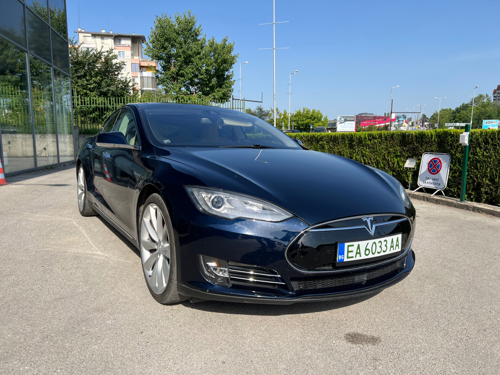 Tesla Model S P85D - изображение 2