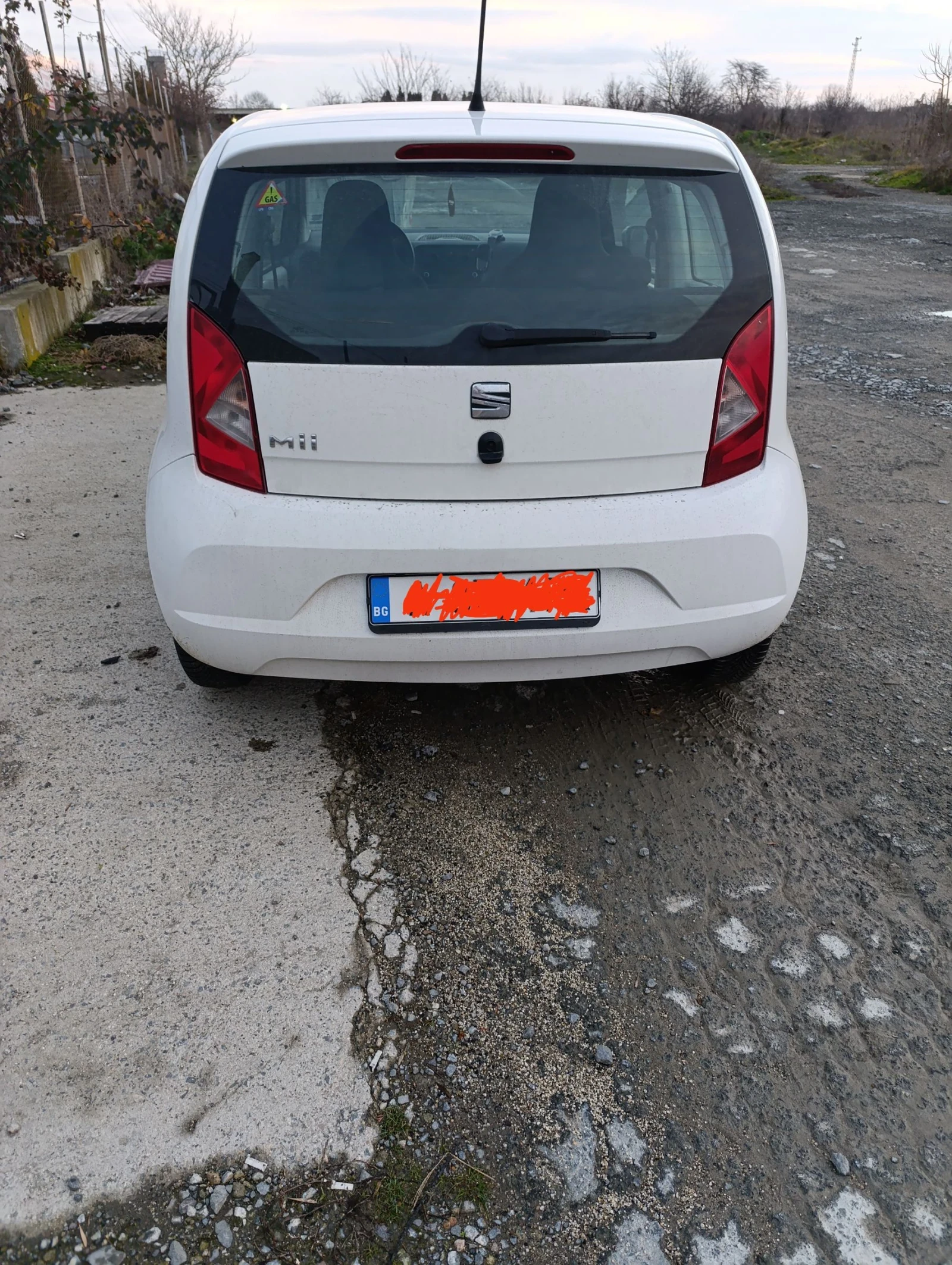 Seat Mii 1.0 MPI , LPG, EURO 6B - изображение 2