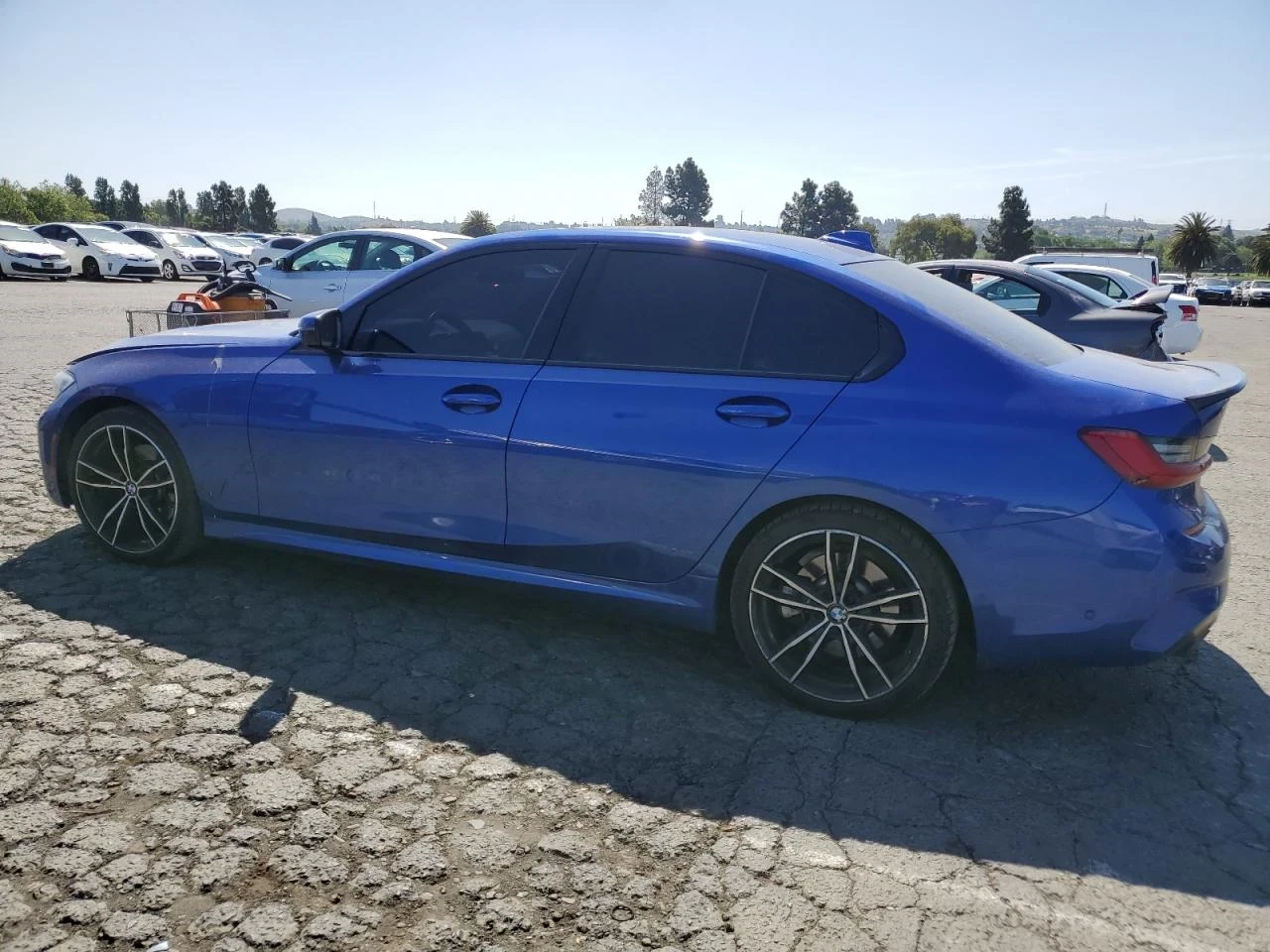 BMW 330  - изображение 4