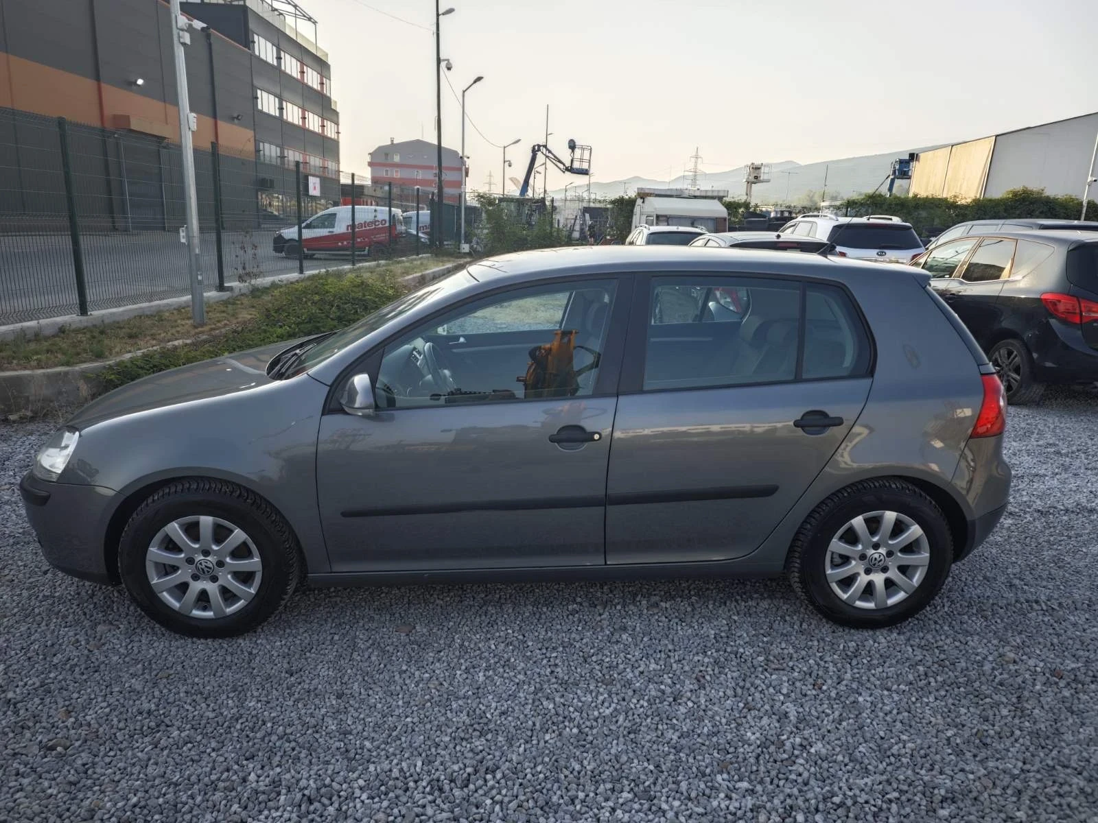 VW Golf Comfortline 1.6i-102k.c. GPL  - изображение 3