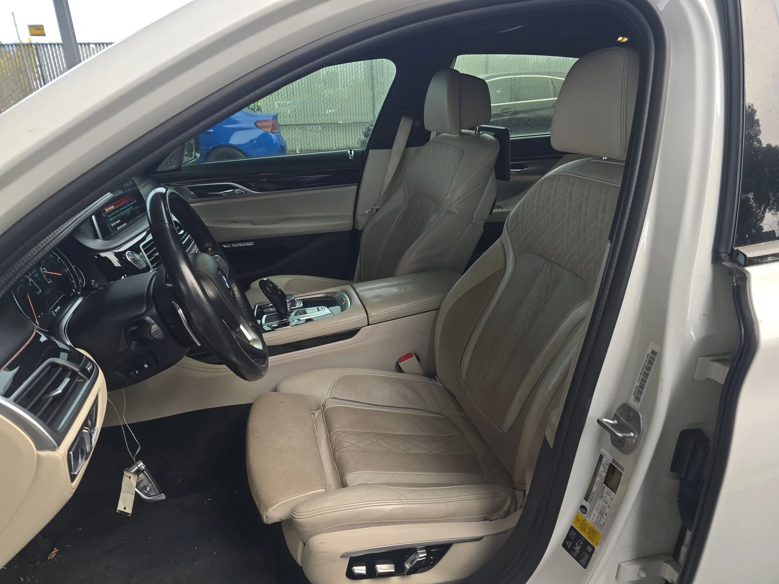 BMW 750 M* SPORT* XDRIVE* BOWER* WILKINS* *  | Mobile.bg   11