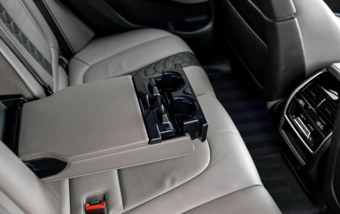 BMW X5M Competition xDrive - изображение 9