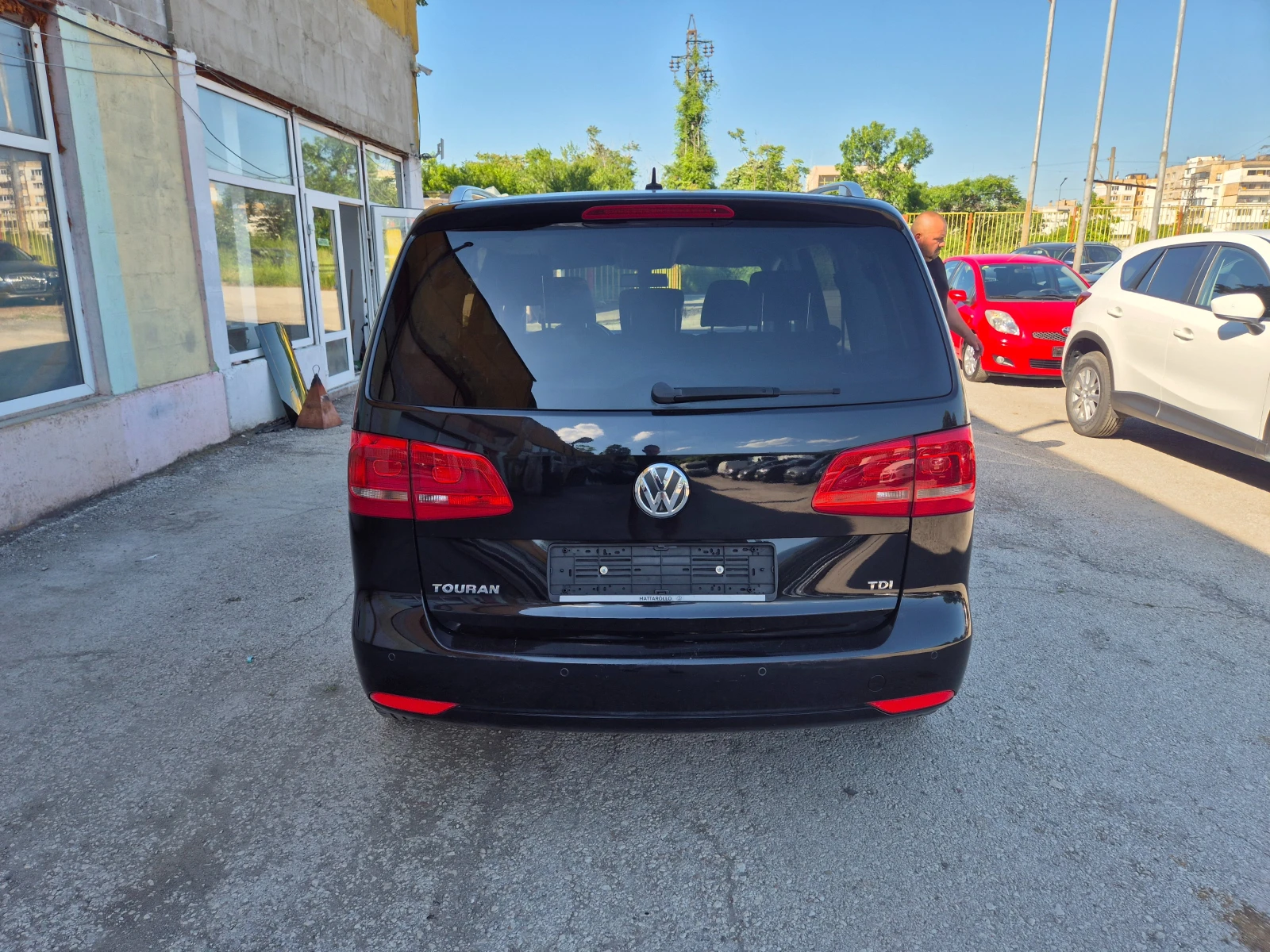 VW Touran 1.6 TDI 7 места NAVI ITALY, снимка 6 - Автомобили и джипове - 53772975