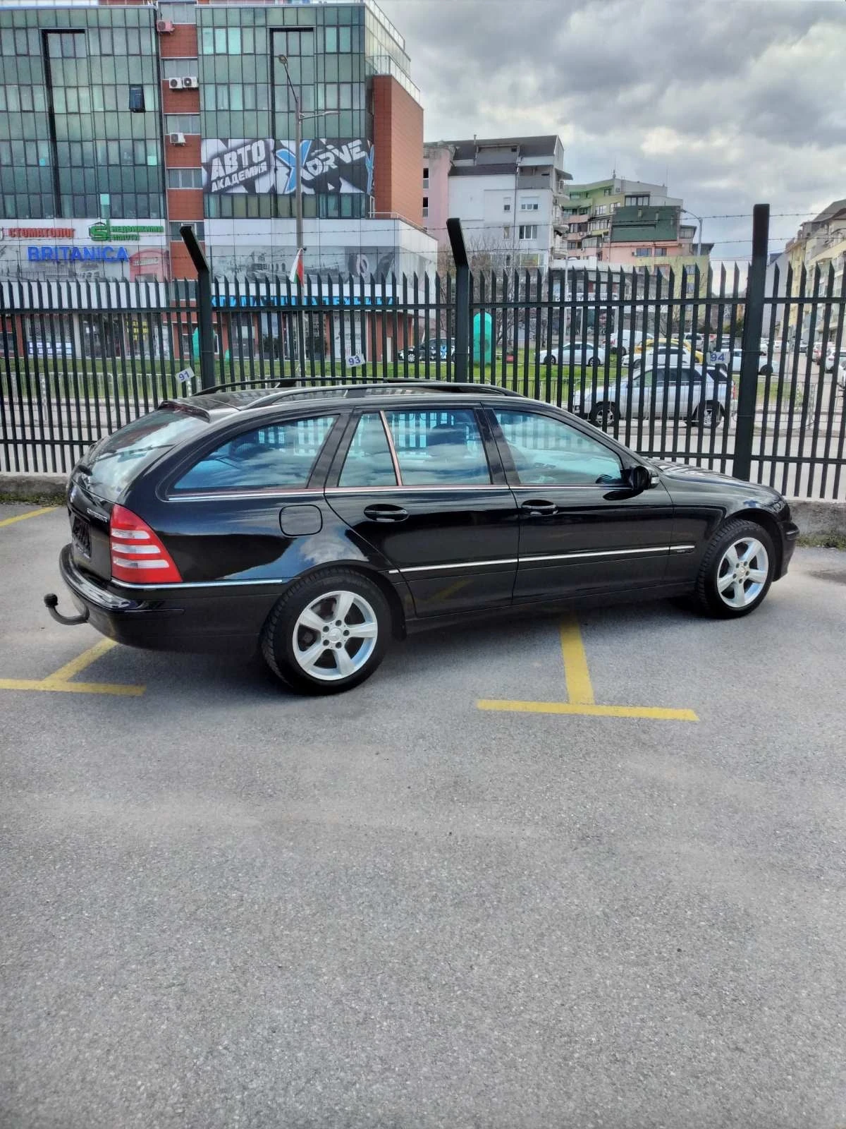 Mercedes-Benz C 200 kompressor AVANTGARDE, снимка 5 - Автомобили и джипове - 54176976