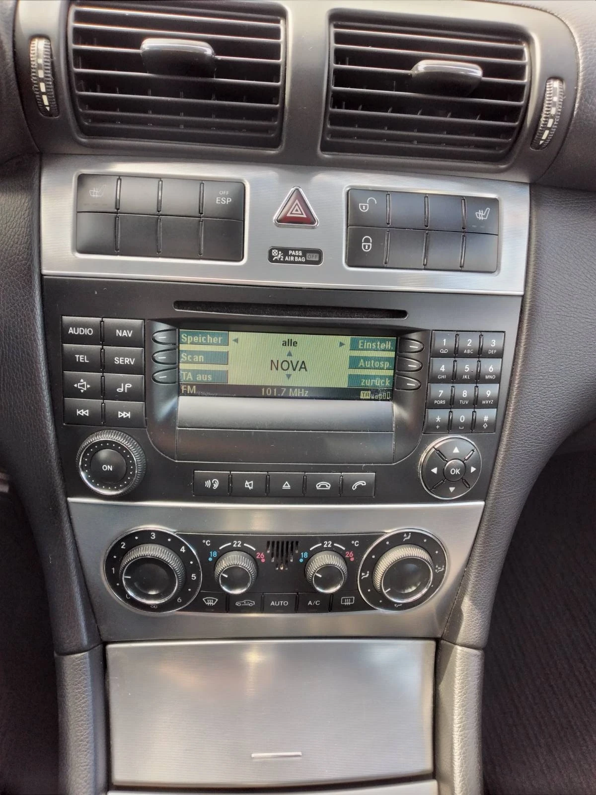 Mercedes-Benz C 200 kompressor AVANTGARDE, снимка 7 - Автомобили и джипове - 54176976