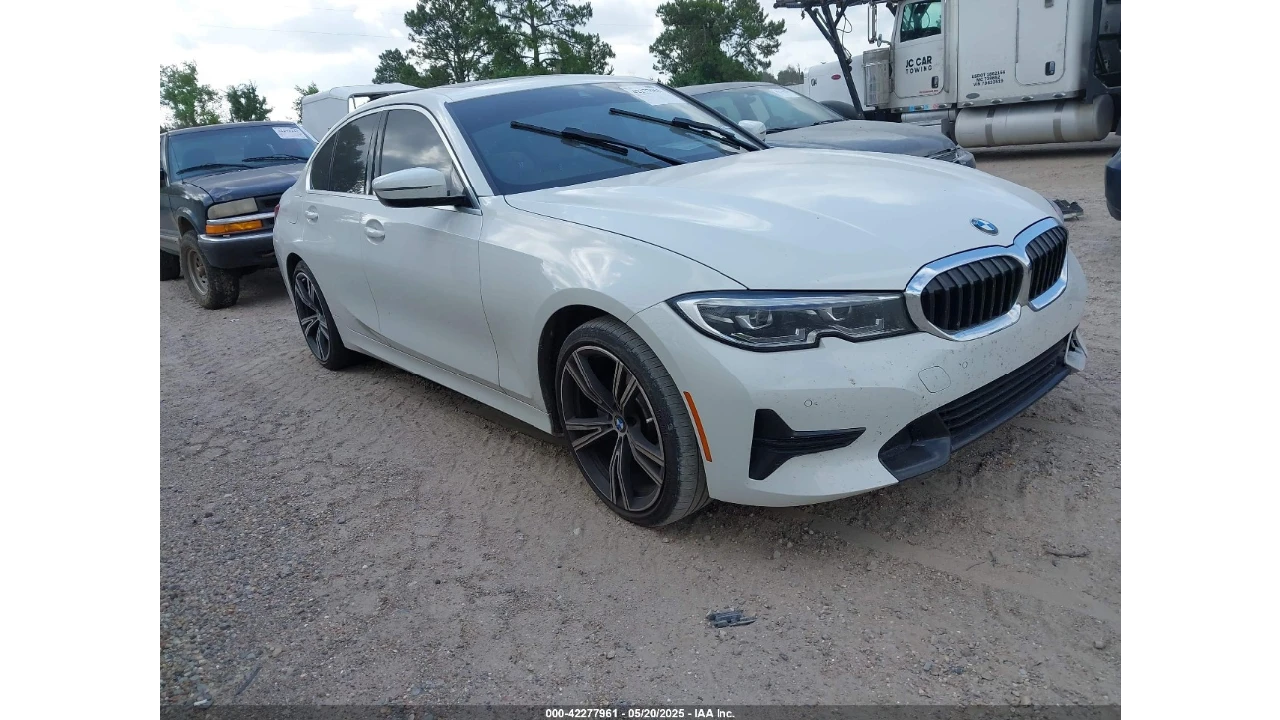 BMW 330 DIGITAL* Hi-Fi* CARPLAY* CAMERA* , снимка 8 - Автомобили и джипове - 54165466