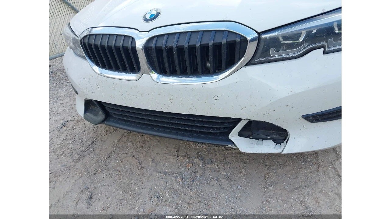 BMW 330 DIGITAL* Hi-Fi* CARPLAY* CAMERA* , снимка 9 - Автомобили и джипове - 54165466