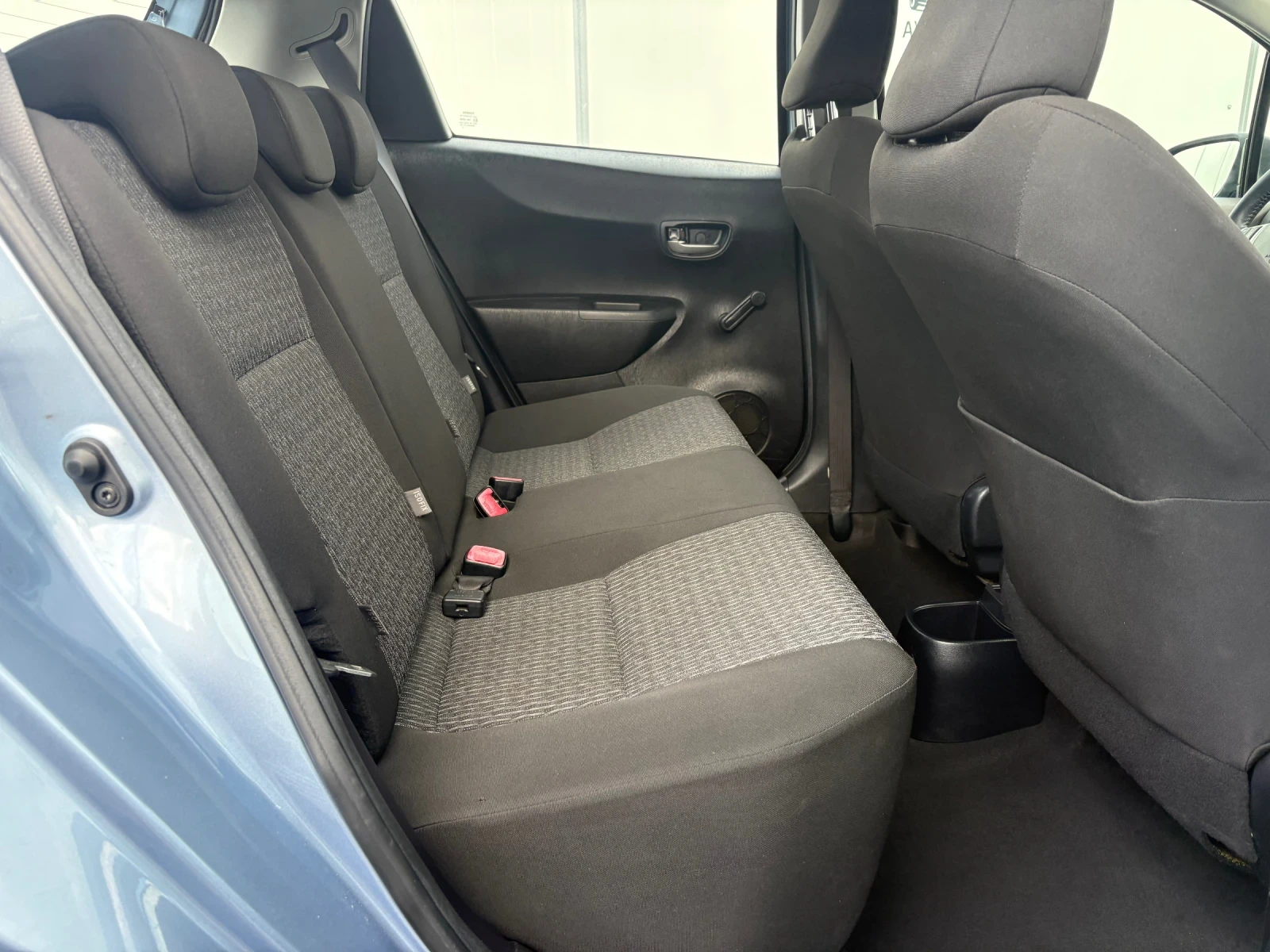Toyota Yaris 1.4D4D-АВТОМАТИК, снимка 10 - Автомобили и джипове - 54377358
