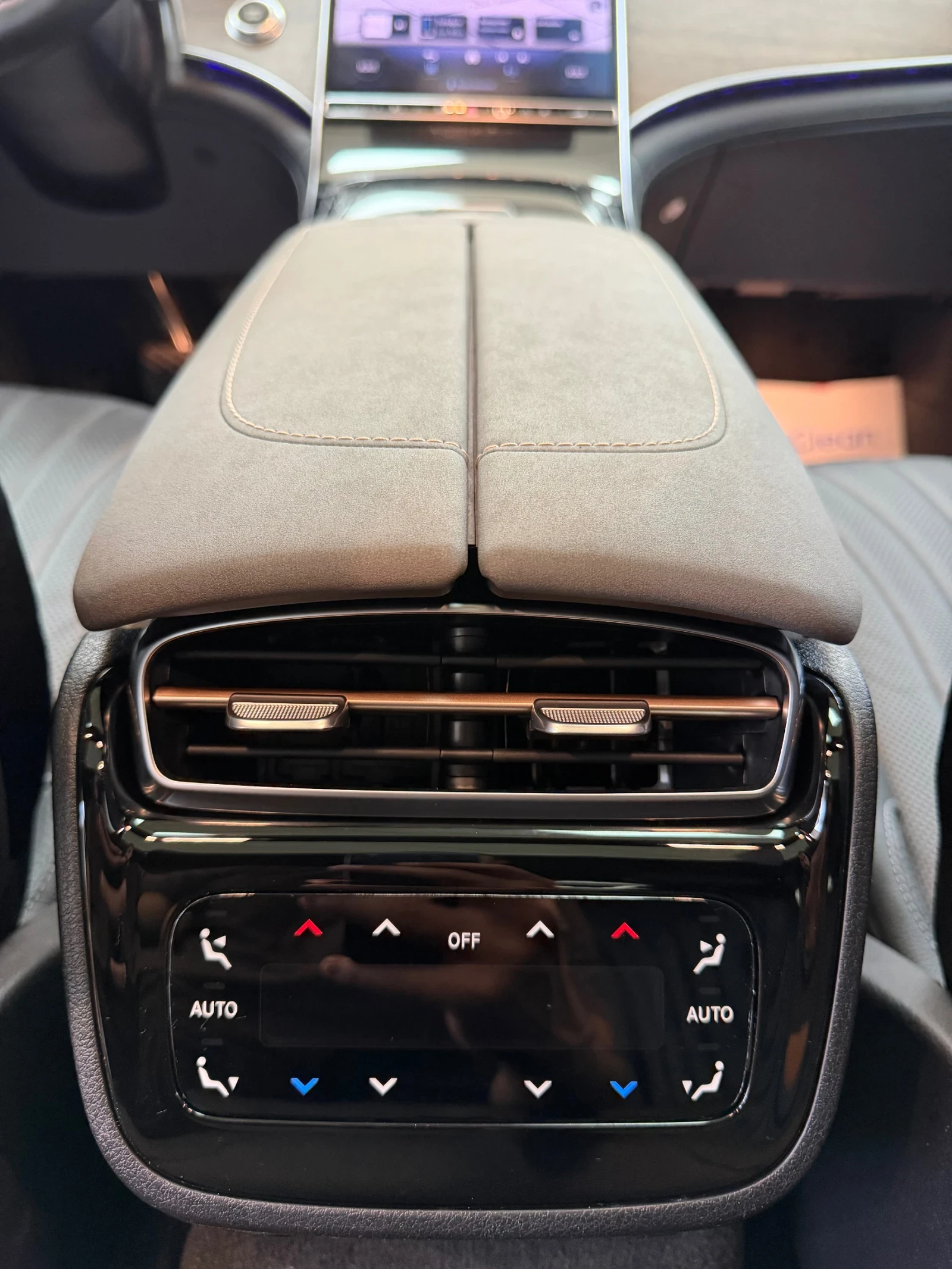 Mercedes-Benz EQS Шампиона на пробега!, снимка 13 - Автомобили и джипове - 55147782