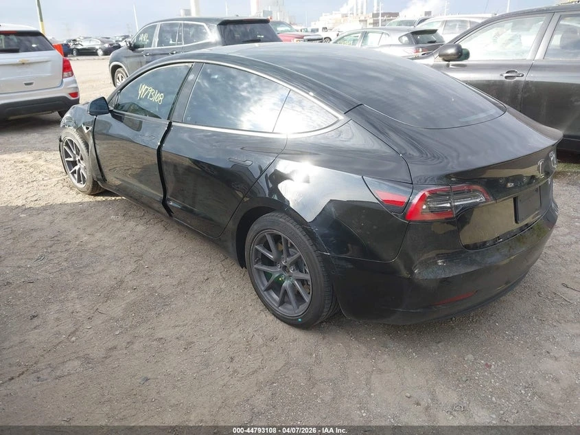Tesla Model 3 Standard Range Plus Rear-Wheel Drive, снимка 3 - Автомобили и джипове - 54455645