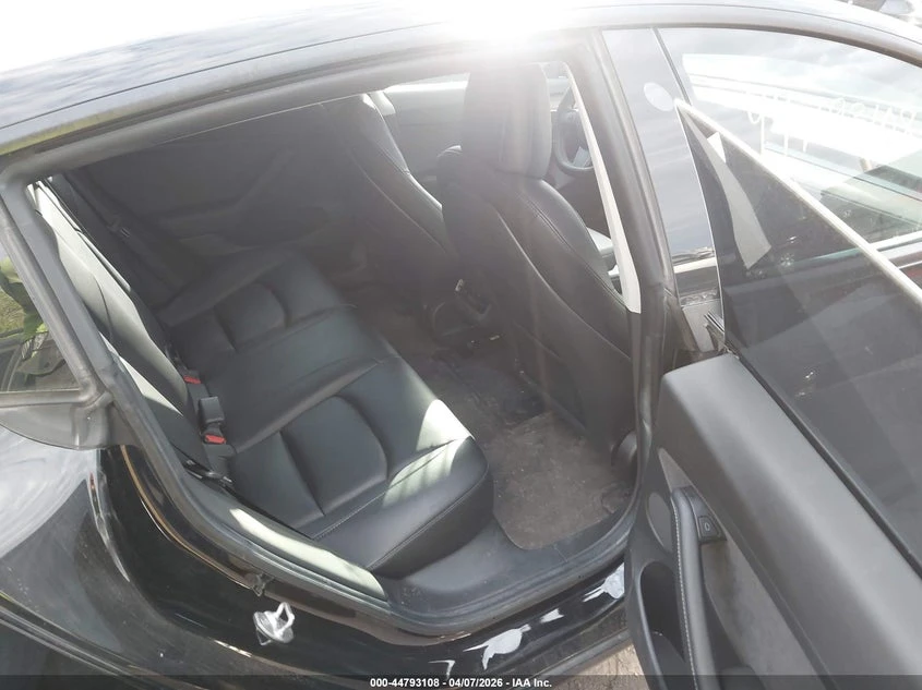 Tesla Model 3 Standard Range Plus Rear-Wheel Drive, снимка 8 - Автомобили и джипове - 54455645