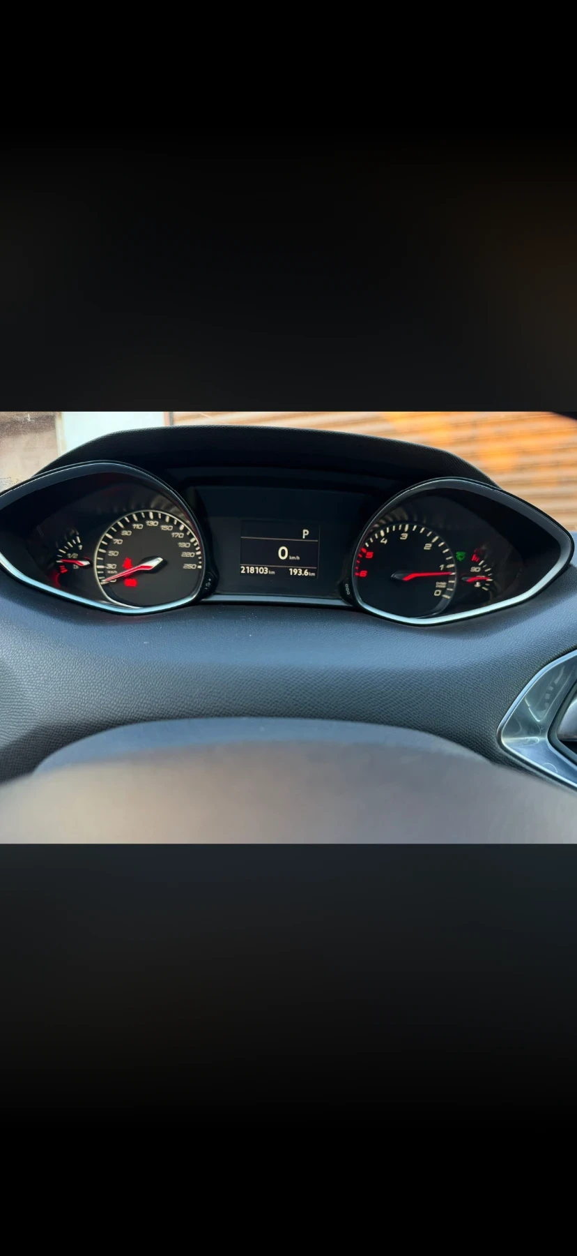 Peugeot 308 1.6 HDI , снимка 11 - Автомобили и джипове - 54645675