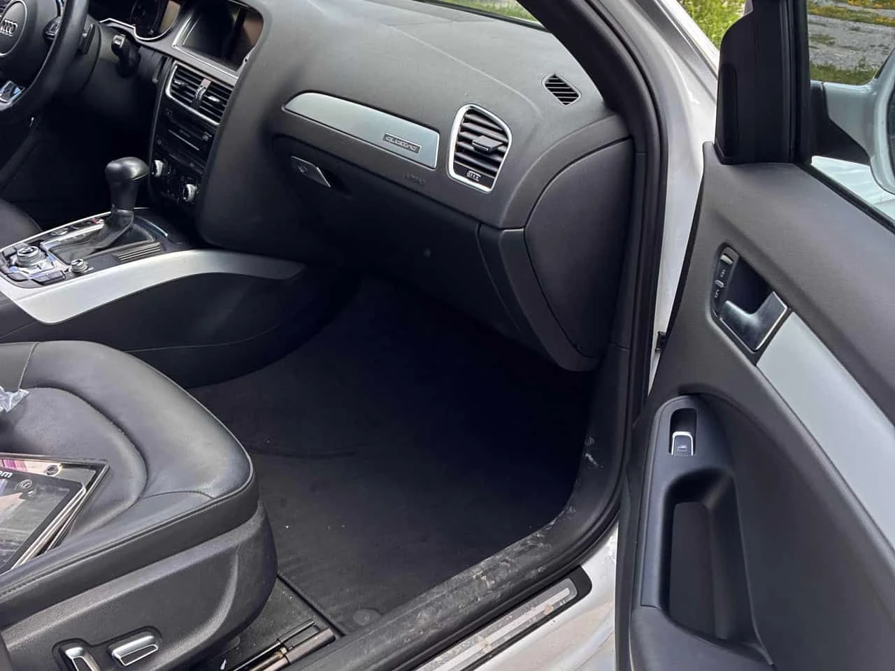 Audi A4 * Progressiv * CARFAX * ОТ ПРЕДСТАВИТЕЛСТВО * , снимка 15 - Автомобили и джипове - 55057563