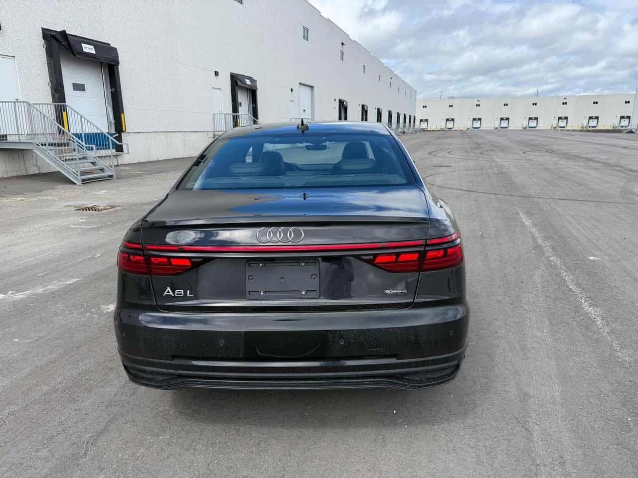 Audi A8 L | CARFAX | БЕЗ ПЪРВОНАЧАЛНА ВНОСКА, снимка 5 - Автомобили и джипове - 55081897