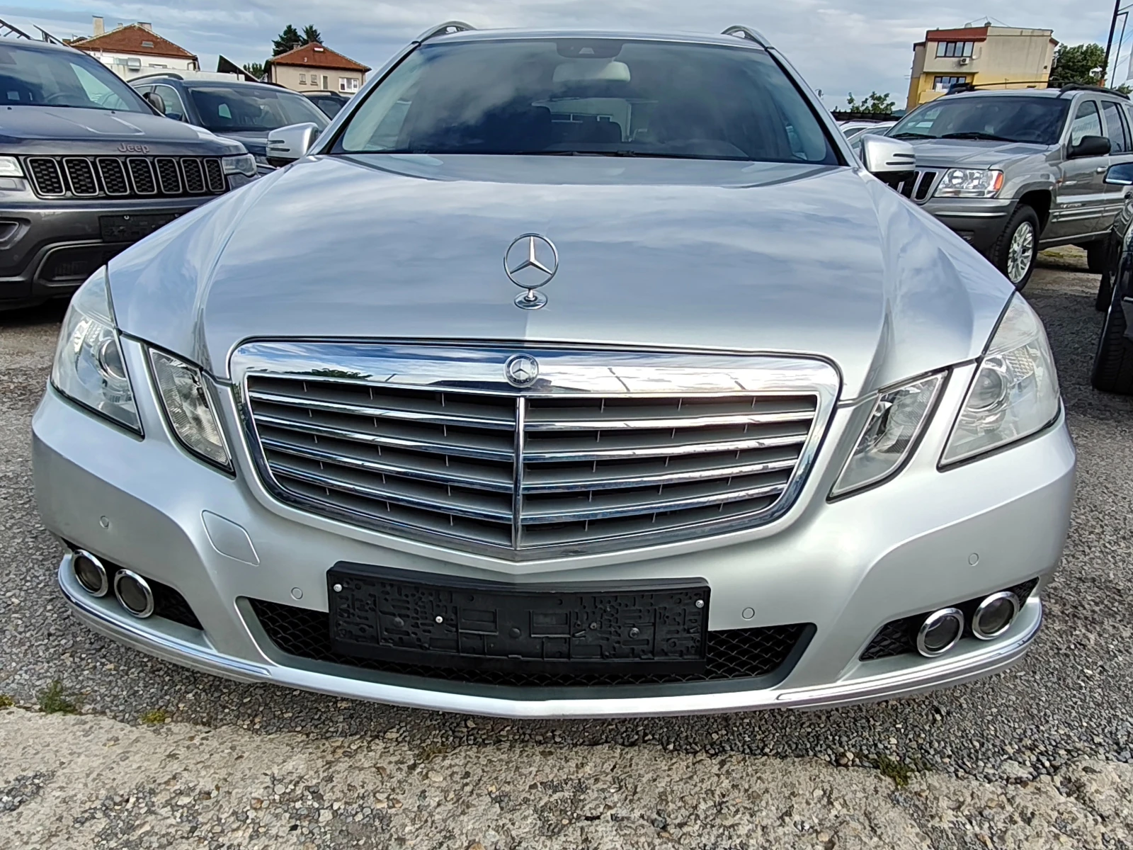 Mercedes-Benz E 220 2.2CDI-170к.с. !!! Нов внос ШВЕЙЦАРИЯ!!!, снимка 3 - Автомобили и джипове - 55146535