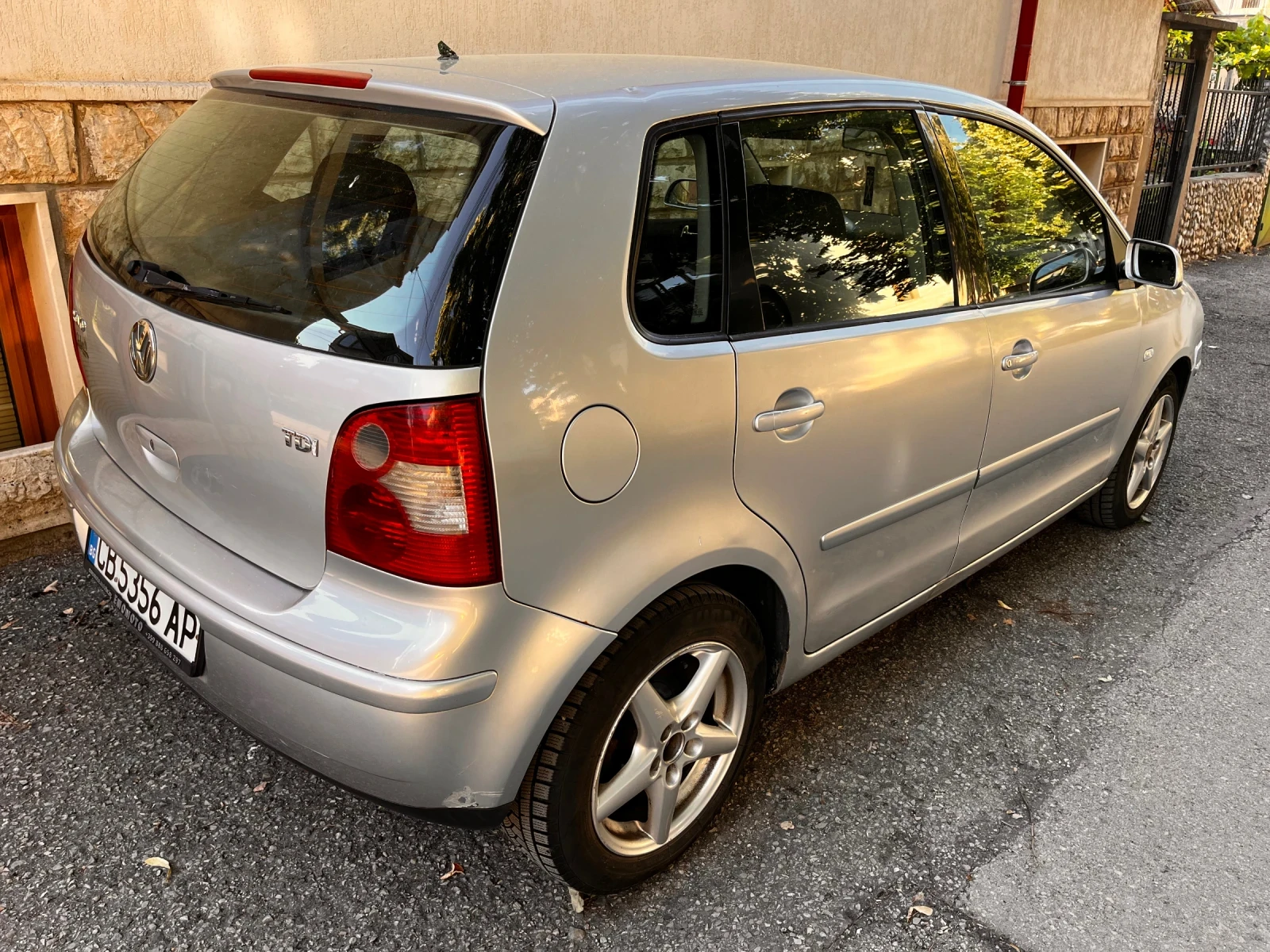 VW Polo 1.4 TDI, снимка 4 - Автомобили и джипове - 55171396