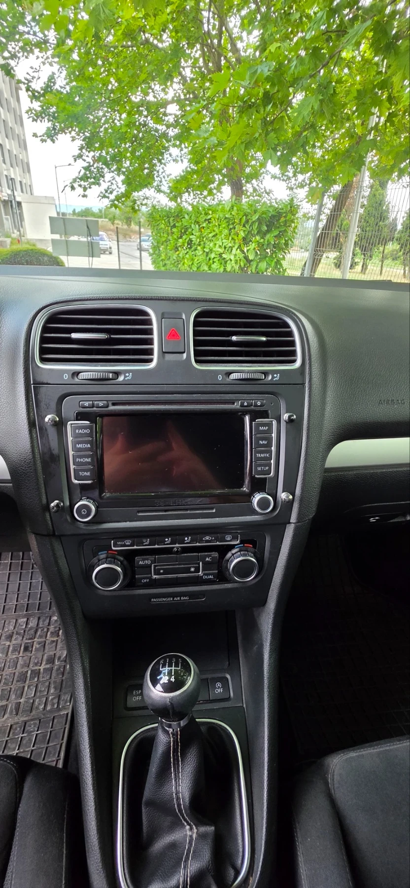 VW Golf, снимка 11 - Автомобили и джипове - 55221302