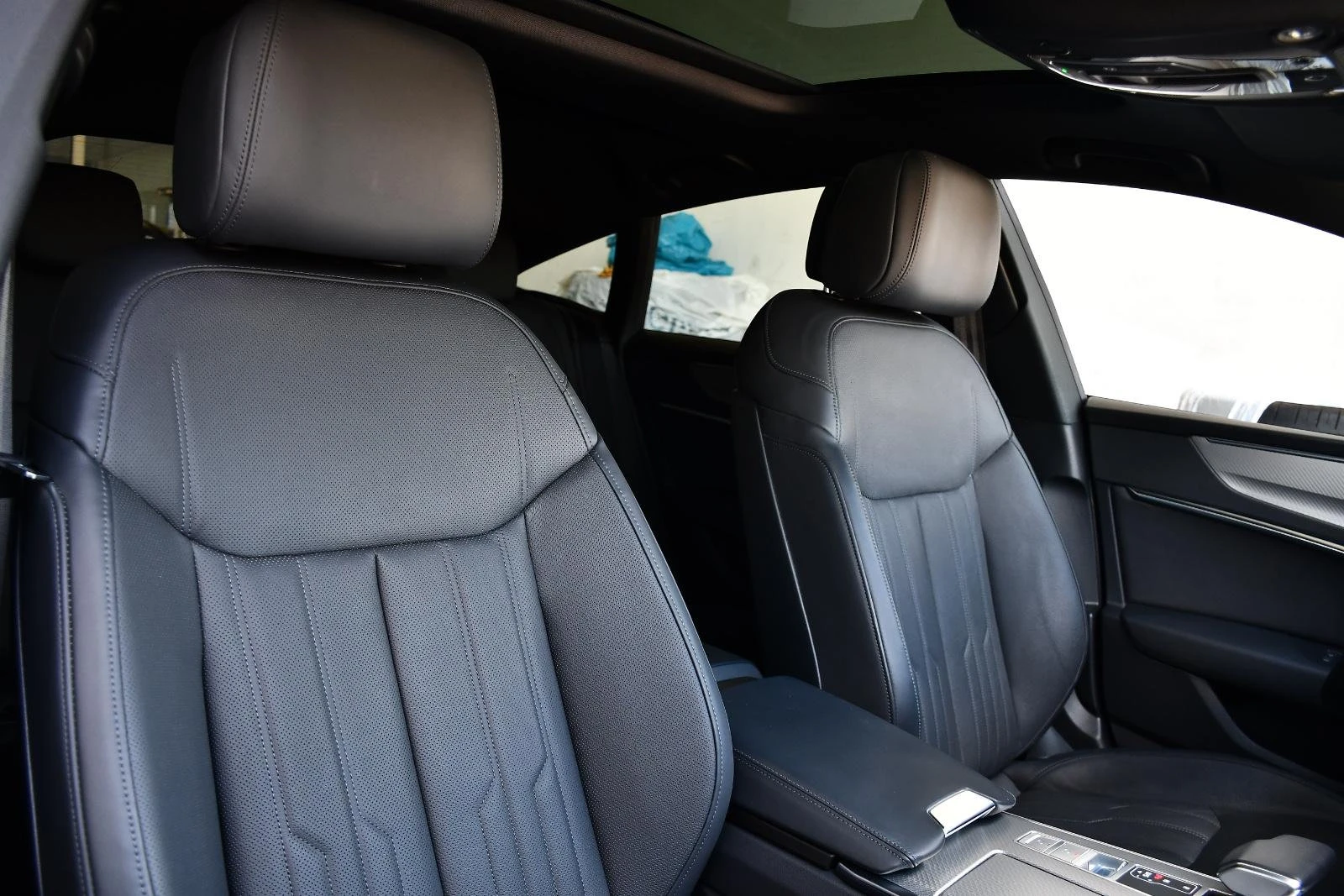 Audi A7 50TDI/286HP/S-LINE/HUD/PANO/360/KLESS/584z, снимка 14 - Автомобили и джипове - 55234147