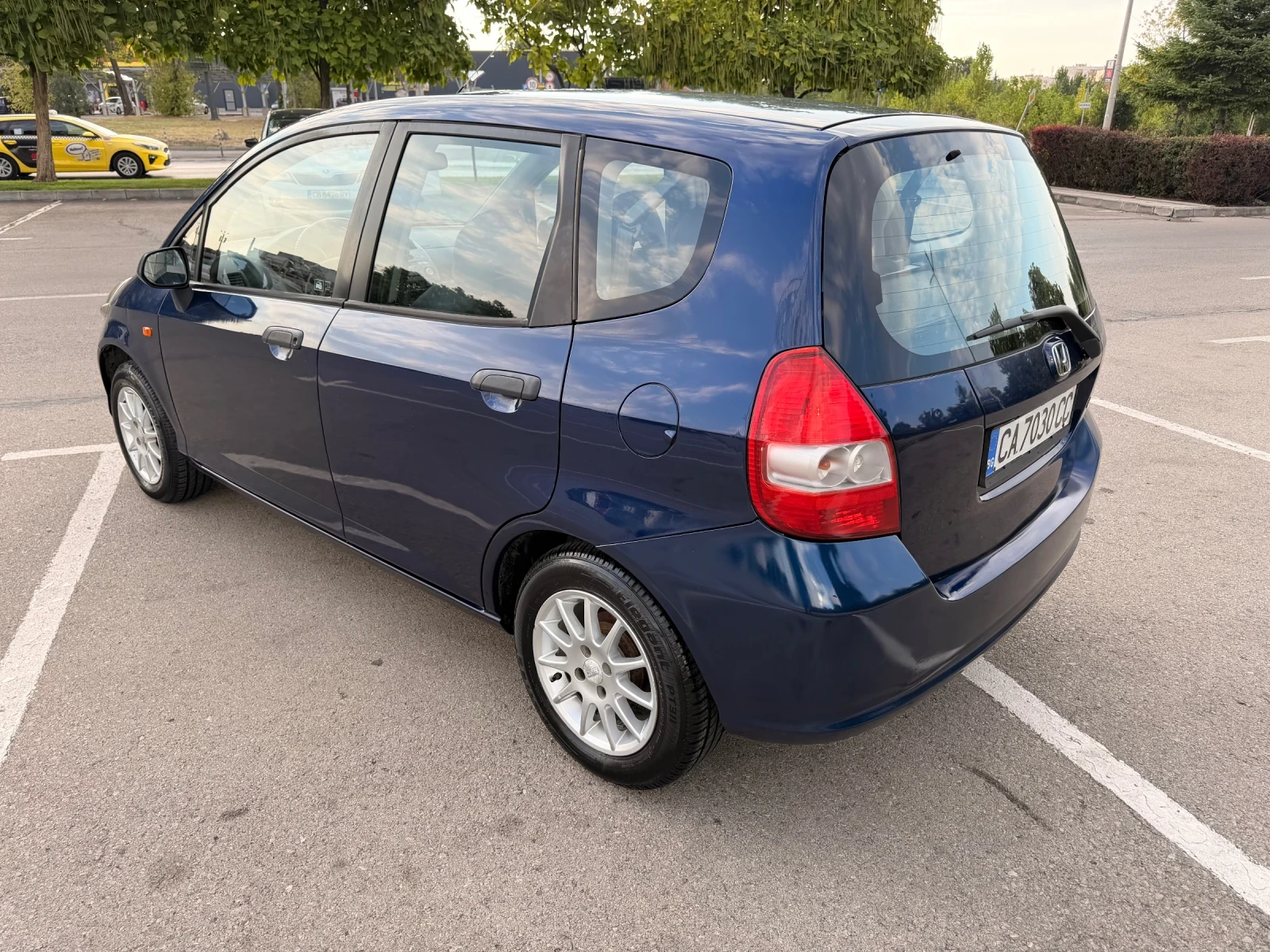 Honda Jazz, снимка 6 - Автомобили и джипове - 55720663
