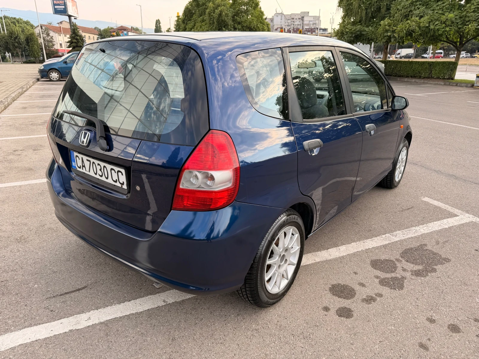 Honda Jazz, снимка 4 - Автомобили и джипове - 55720663