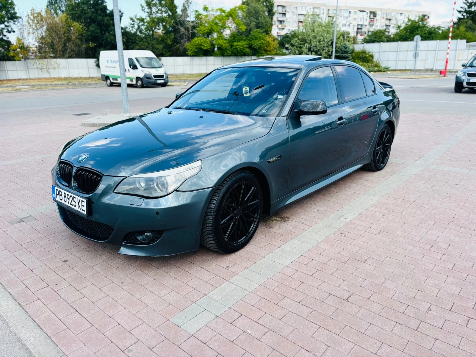 BMW 530