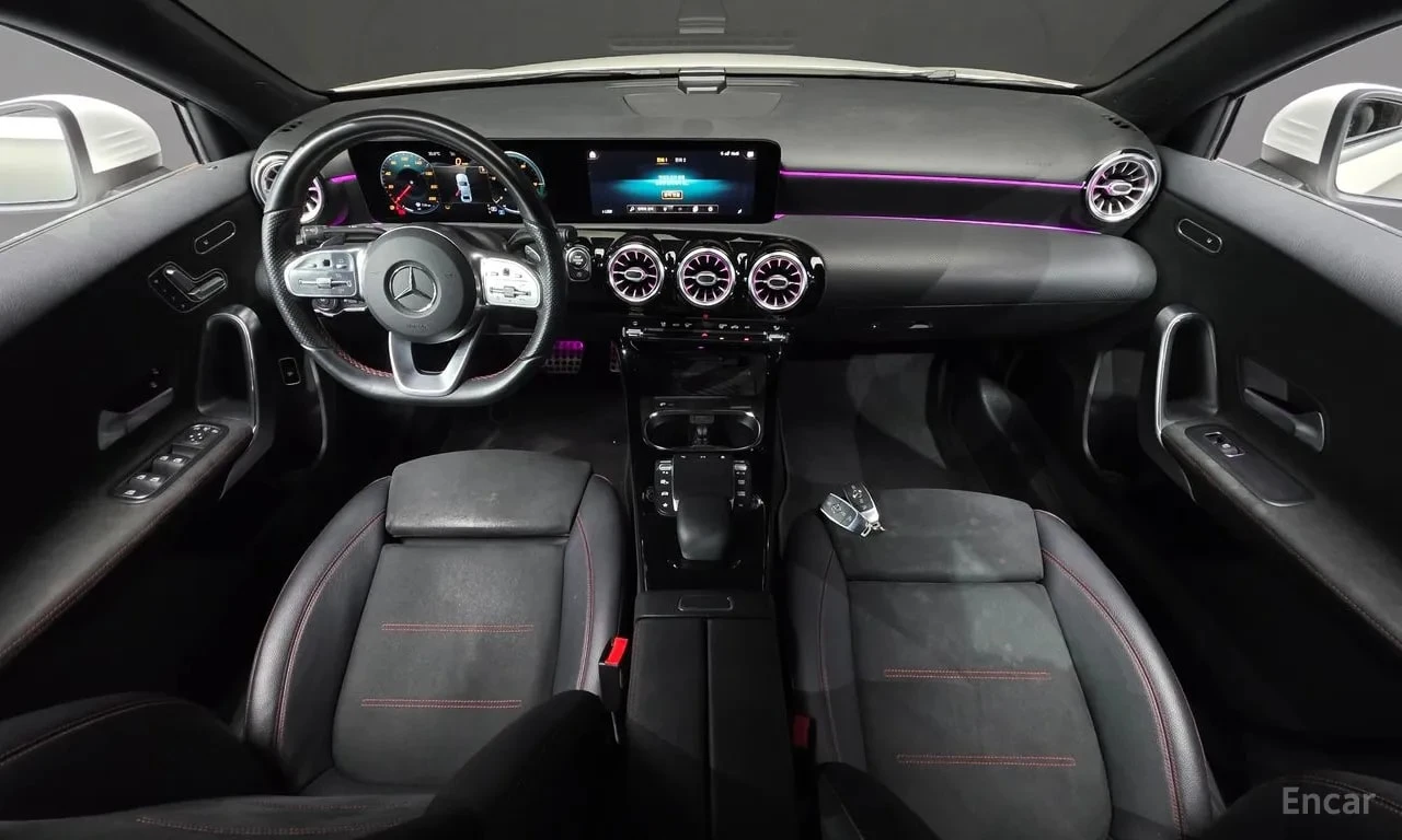 Mercedes-Benz A 220 АМГ ПАКЕТ/АМБИЕНТНО ОСВЕТЛЕНИЕ/ПАНОРАМА/ПОДГРЕВ, снимка 7 - Автомобили и джипове - 55904845
