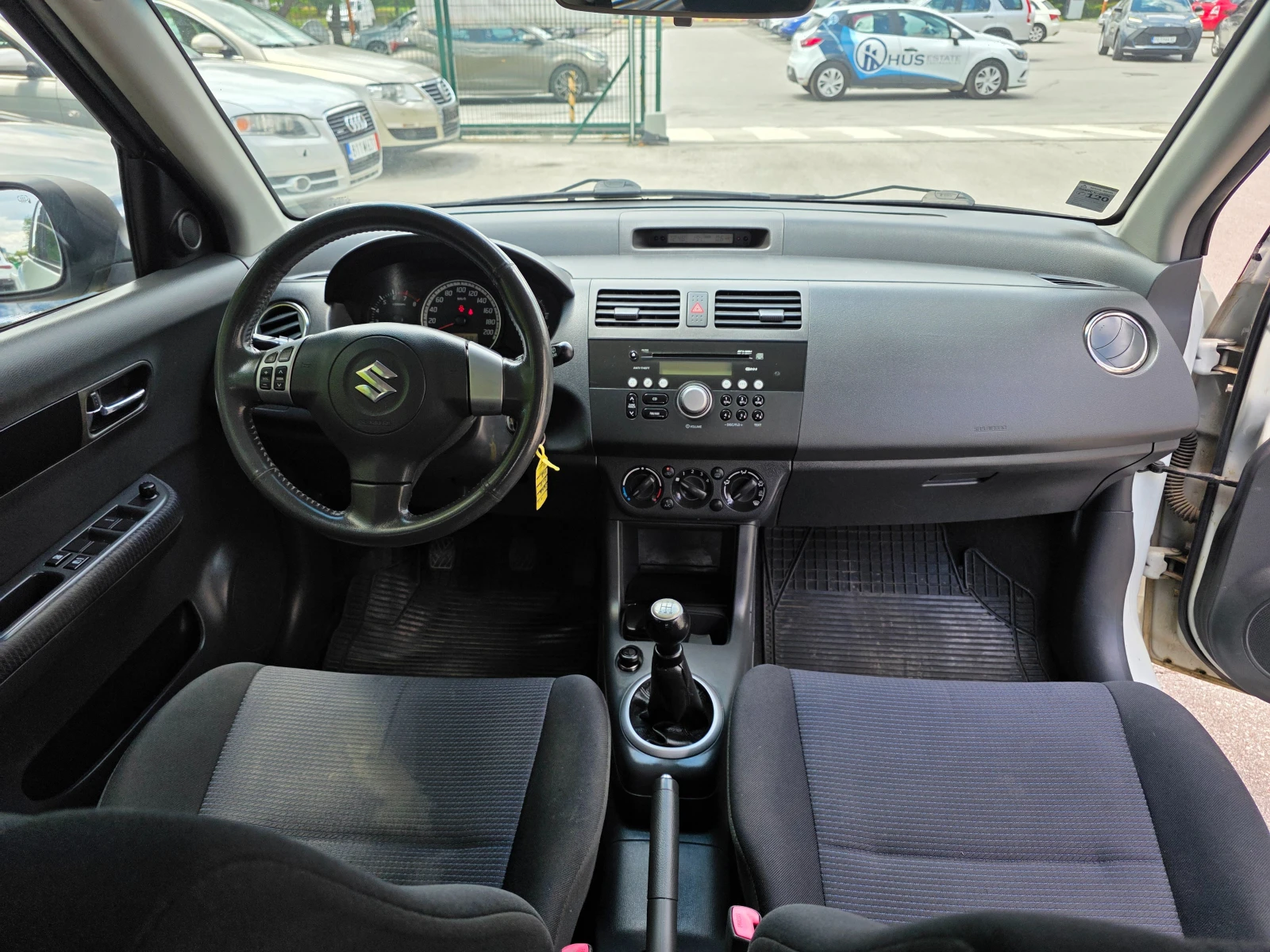 Suzuki Swift 1.3 4х4, снимка 7 - Автомобили и джипове - 55986513