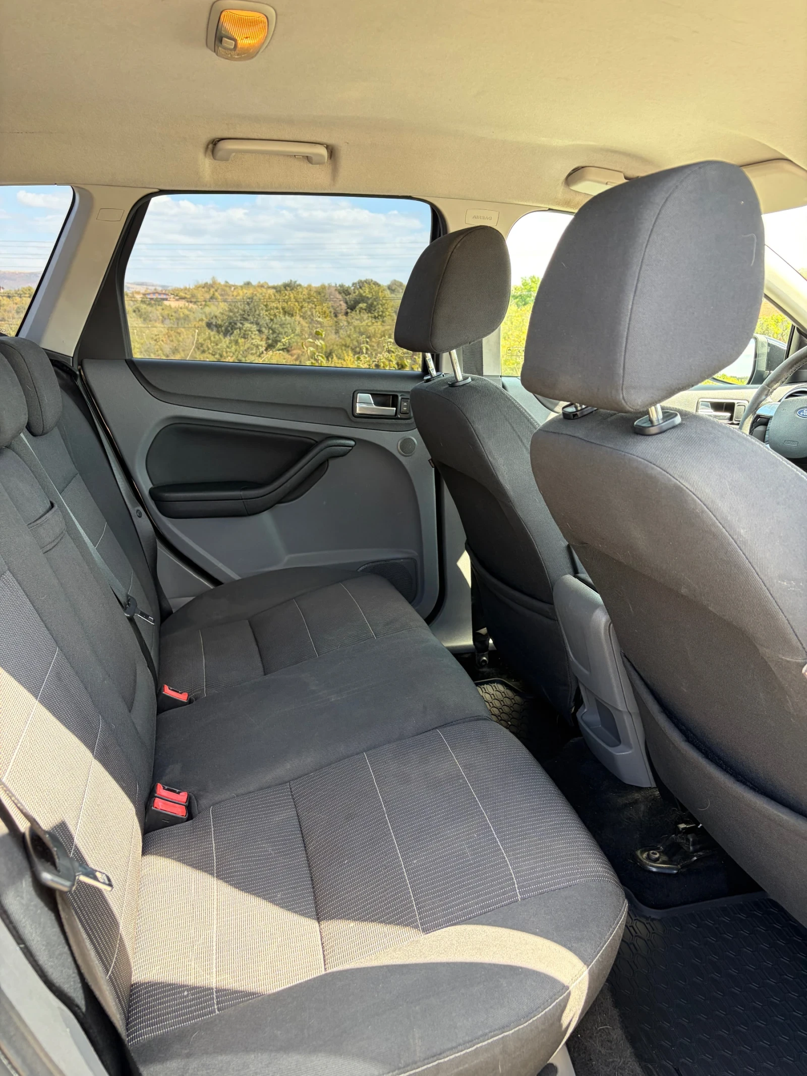 Ford Focus 2.0 TDCi, снимка 8 - Автомобили и джипове - 56058217