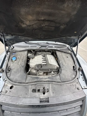 VW Touareg 3.2 Газ, снимка 15