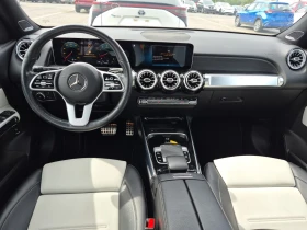 Mercedes-Benz GLB 250 АМГ ПАКЕТ/CARFAX/ПОДГРЕВ/ПАНО/АМБИЕНТ/ФИНАНСИРАНЕ, снимка 10