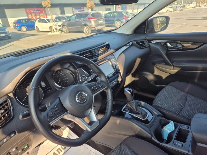 Nissan Qashqai 2.0 Benzin  7600km, снимка 6 - Автомобили и джипове - 47713379