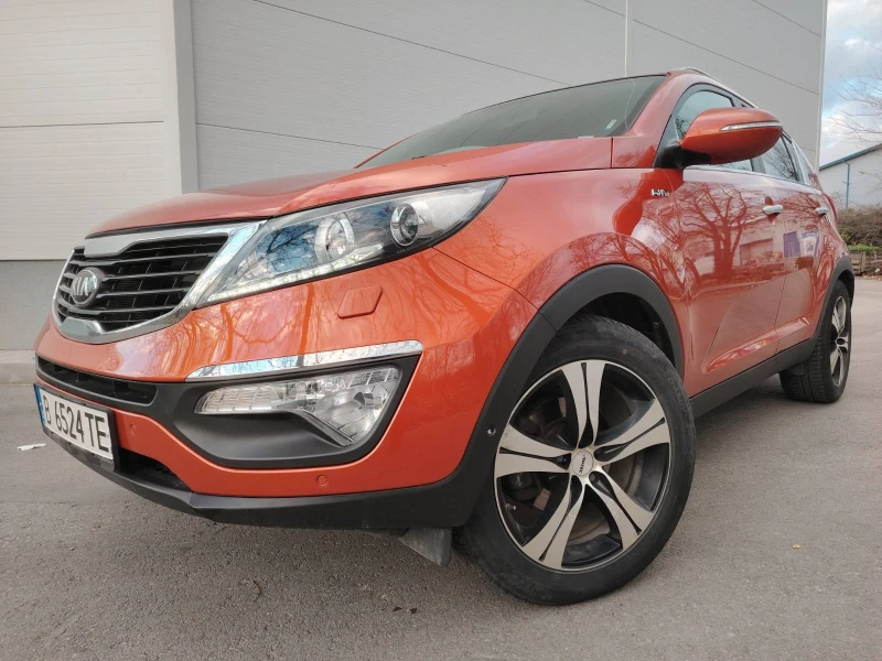 Kia Sportage, снимка 3 - Автомобили и джипове - 48530728