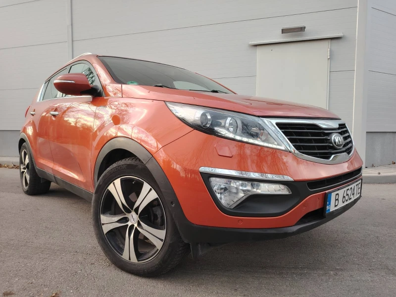 Kia Sportage, снимка 4 - Автомобили и джипове - 48530728