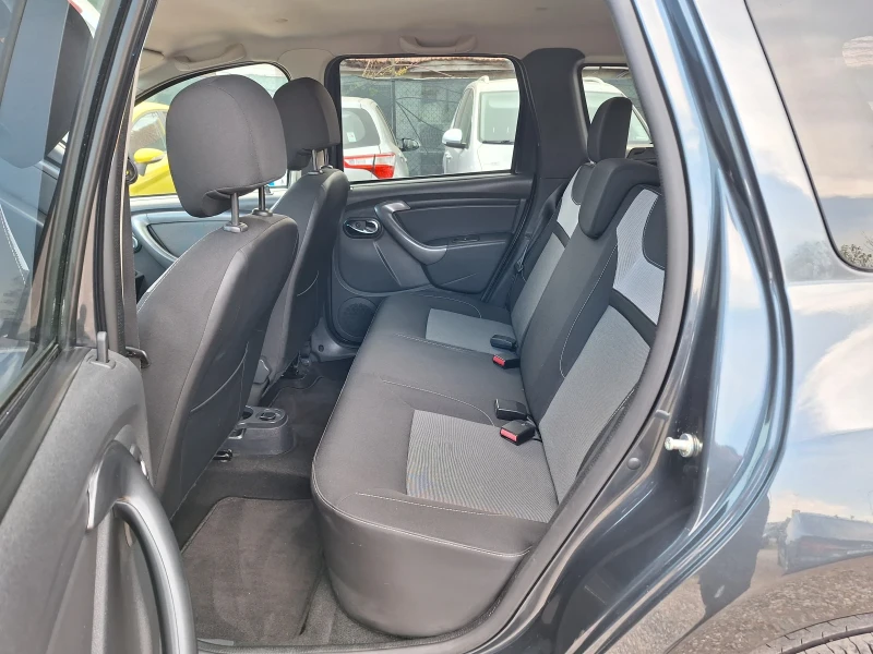 Dacia Duster 1.2 i, снимка 13 - Автомобили и джипове - 50050603