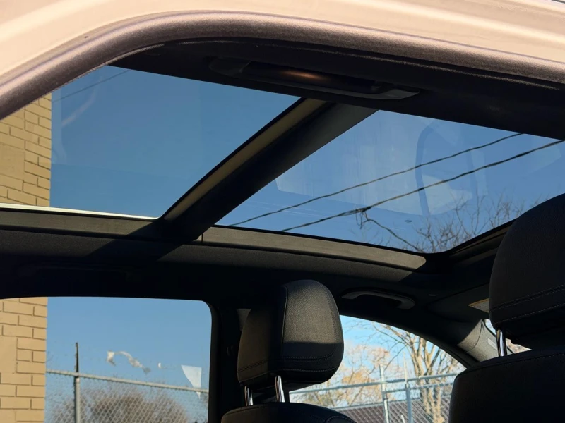 Mercedes-Benz GLE 350 4Matic * CARFAX* * АвтоКредит* (ЦЕНА ДО БГ), снимка 14 - Автомобили и джипове - 52559255