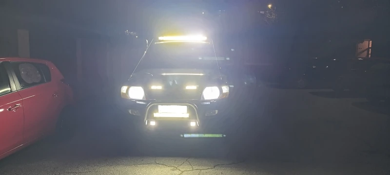 Mitsubishi Pajero 3.2 DIESEL, снимка 13 - Автомобили и джипове - 52777087