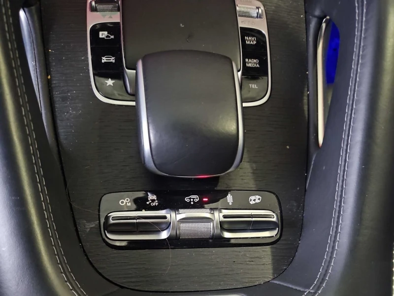 Mercedes-Benz GLE 53 4MATIC 2023 ВСИЧКИ ЕКСТРИ * БЕЗ ПЪРВОНАЧАЛНА ВНОСКА* , снимка 10 - Автомобили и джипове - 52830015