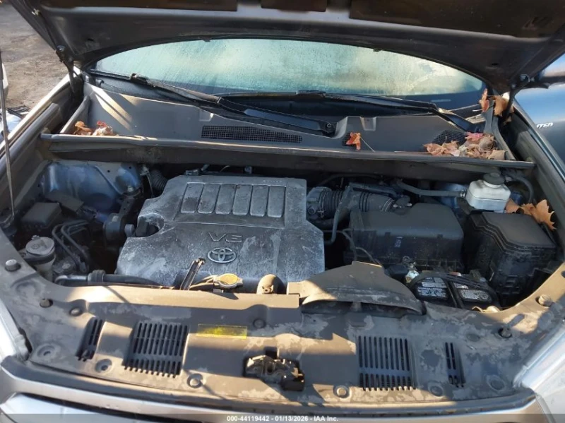Toyota Highlander 3.5L V-6 DOHC, VVT, 270HP All Wheel Drive, снимка 15 - Автомобили и джипове - 53288246