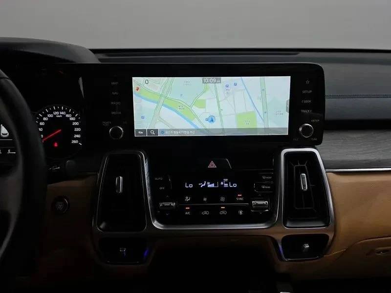 Kia Sorento, снимка 13 - Автомобили и джипове - 56690866