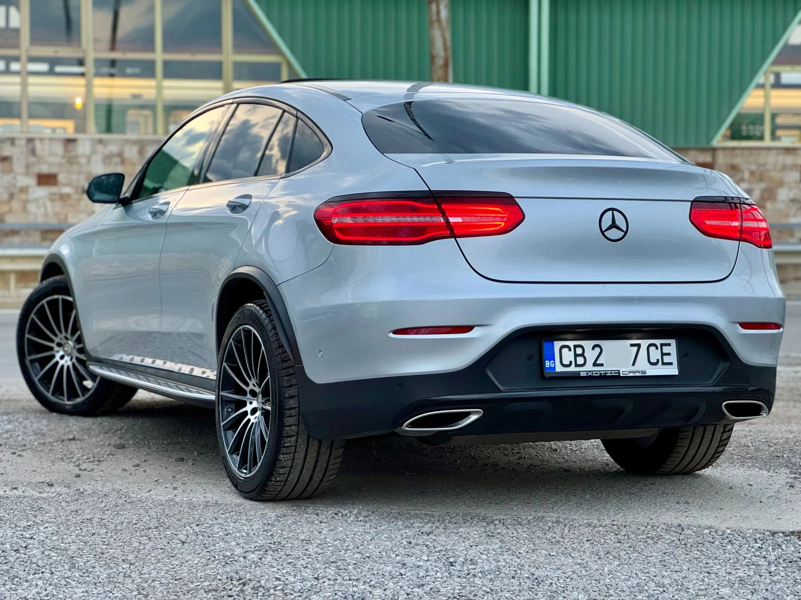 Mercedes-Benz GLC 250 Coupe 4matic AMG Line - изображение 6