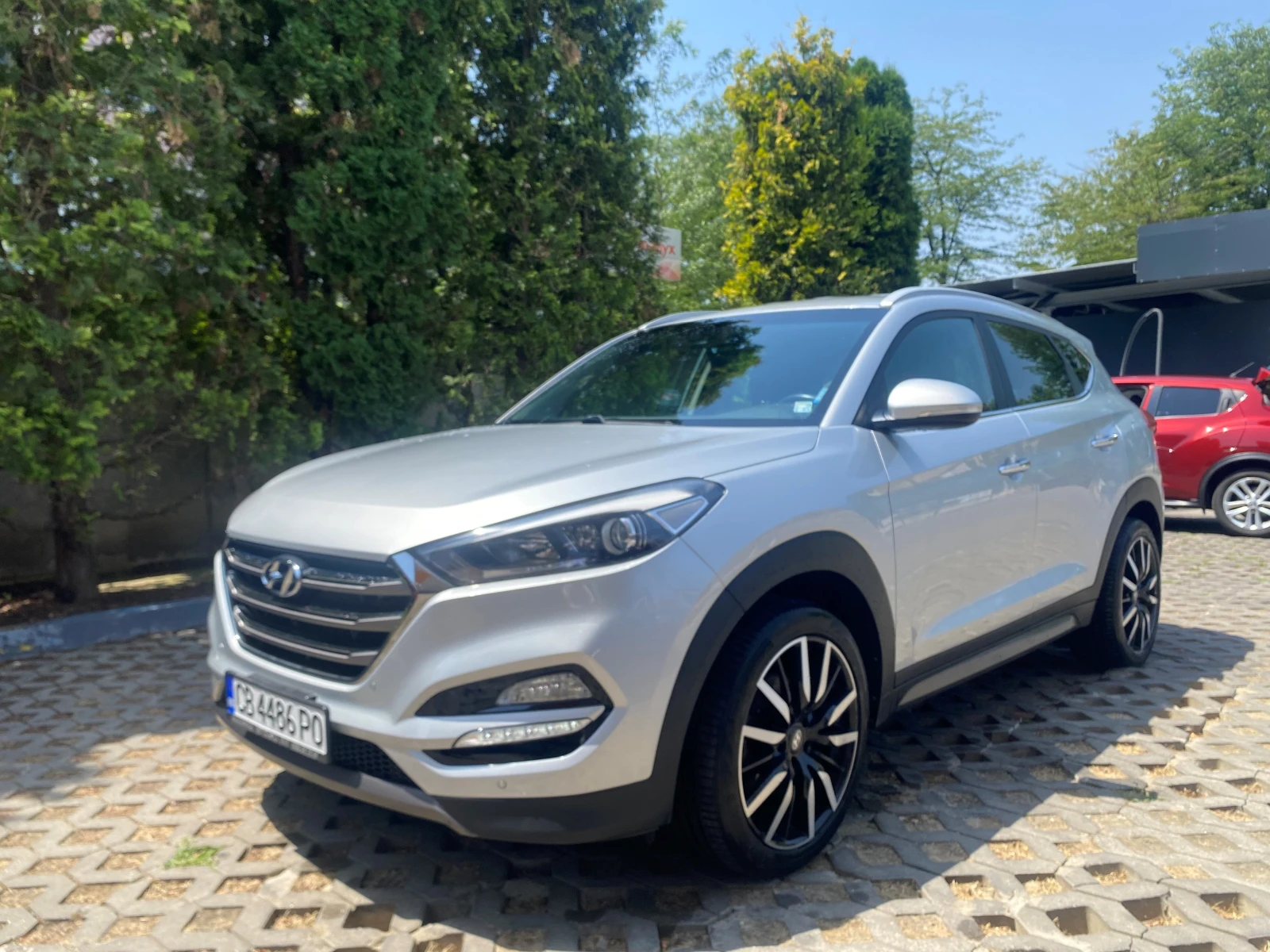 Hyundai Tucson 2.0CRDI - изображение 2