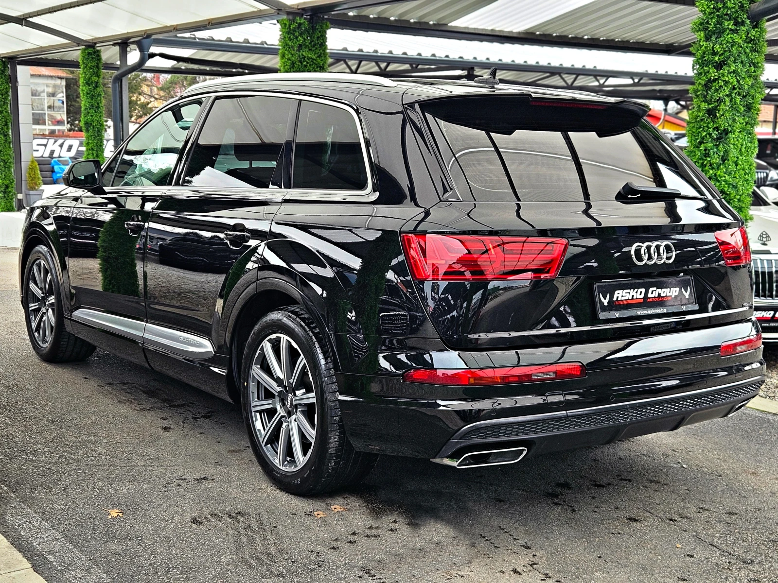 Audi Q7 S-LINE/7M/PANO/DISTR/CAMERA/HUD/DIGITAL/ПОДГРЕВ/LI, снимка 7 - Автомобили и джипове - 53894398