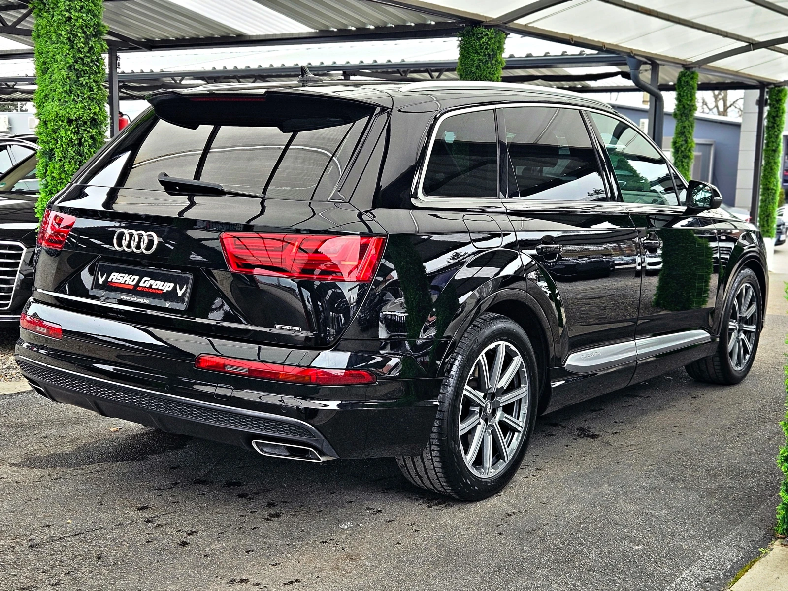Audi Q7 S-LINE/7M/PANO/DISTR/CAMERA/HUD/DIGITAL/ПОДГРЕВ/LI, снимка 5 - Автомобили и джипове - 53894398
