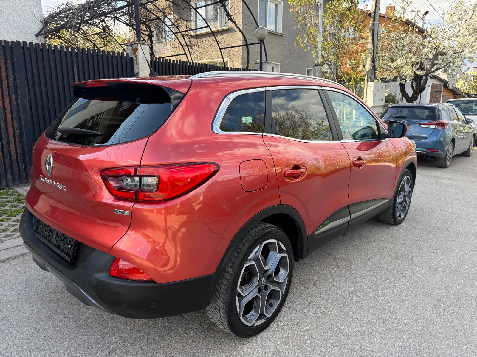 Renault Kadjar 1.5dci PANORAMA-KOJA-FULL, снимка 6 - Автомобили и джипове - 54296198