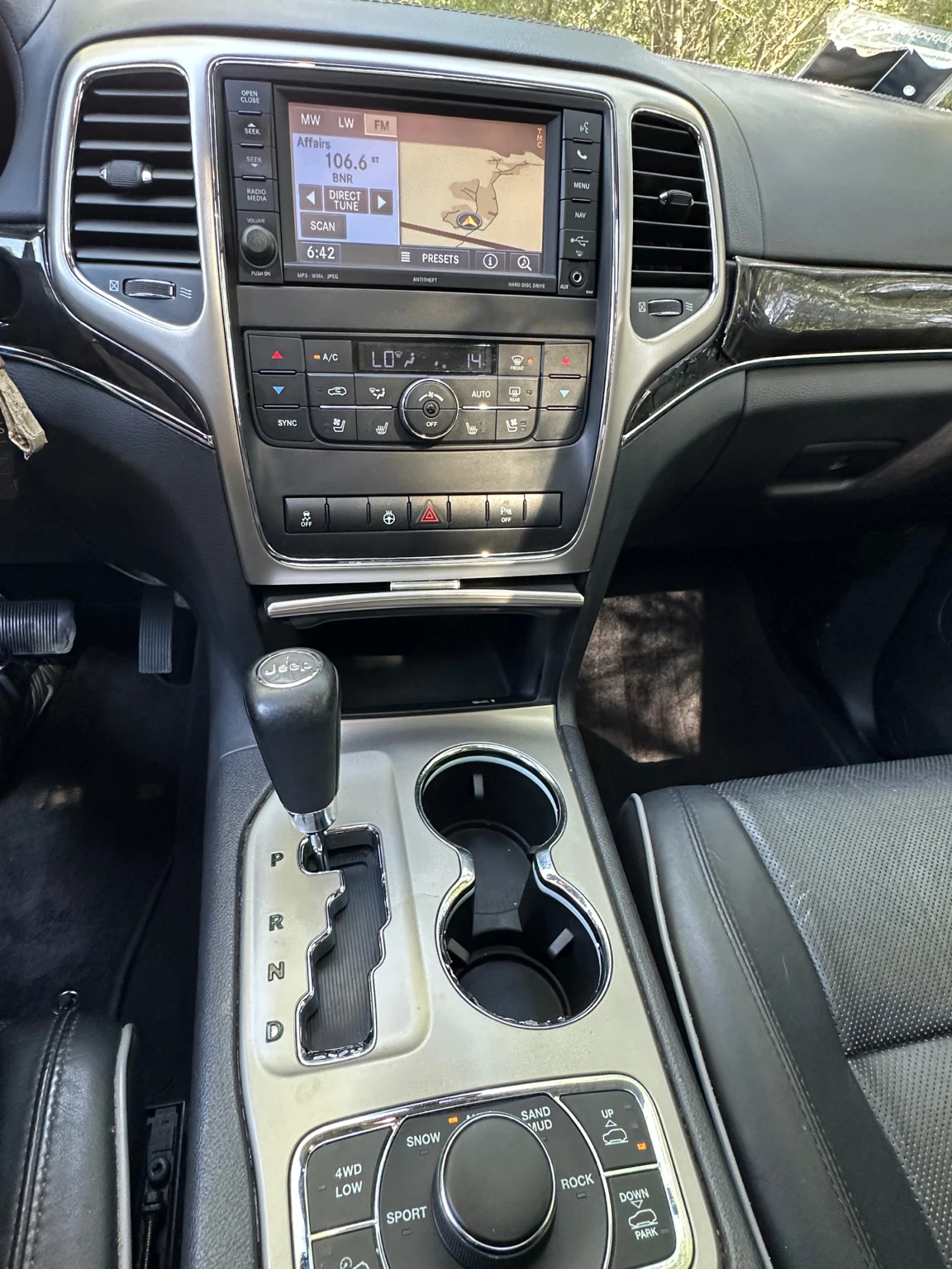 Jeep Grand cherokee 3.0CHR 240к.с., снимка 10 - Автомобили и джипове - 54732632