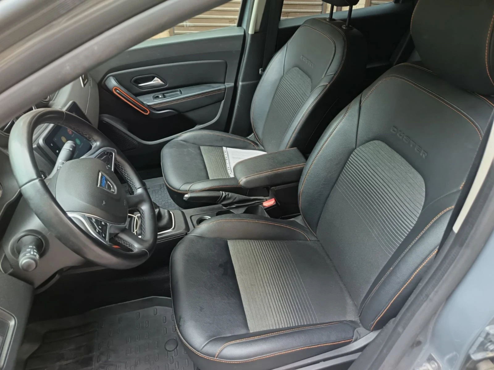 Dacia Duster 1.6, снимка 6 - Автомобили и джипове - 54914290