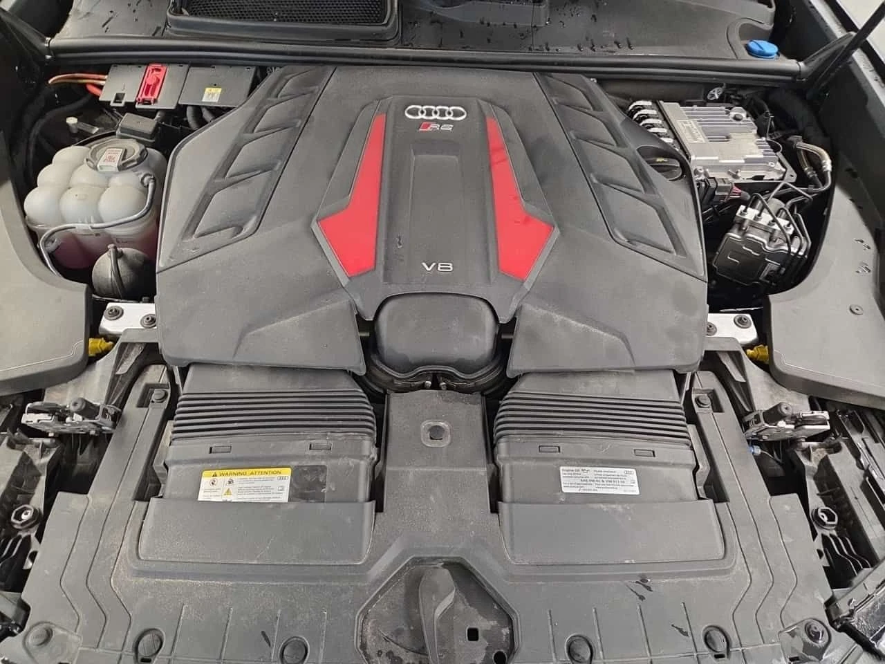 Audi RSQ8 PERFORMANCE| B&O| MASSAGE| HUD| 2 КЛЮЧА| , снимка 17 - Автомобили и джипове - 55034940